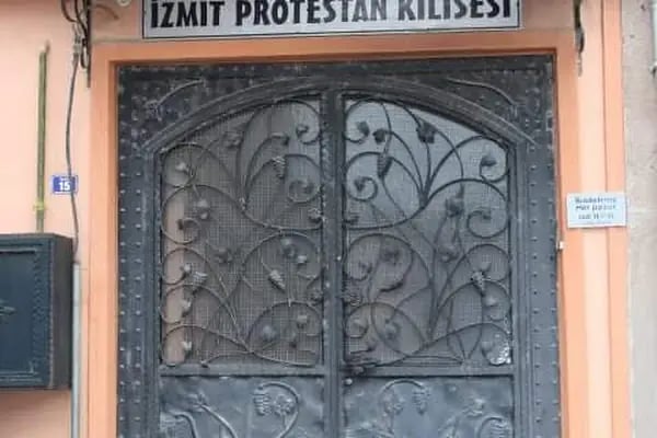 İzmit Protestan Kilisesi - Resim 4