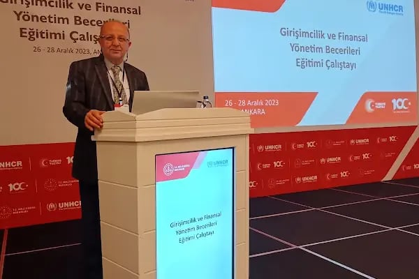 İzmir Karabağlar Halk Eğitimi Merkezi Müdürlüğü - Resim 19