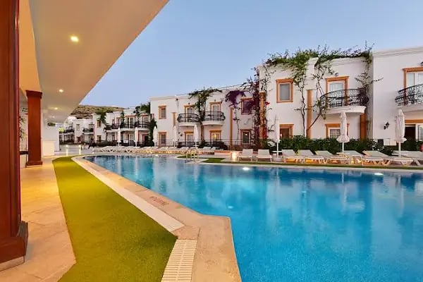 Tropicana Beach Hotel - Resim 12
