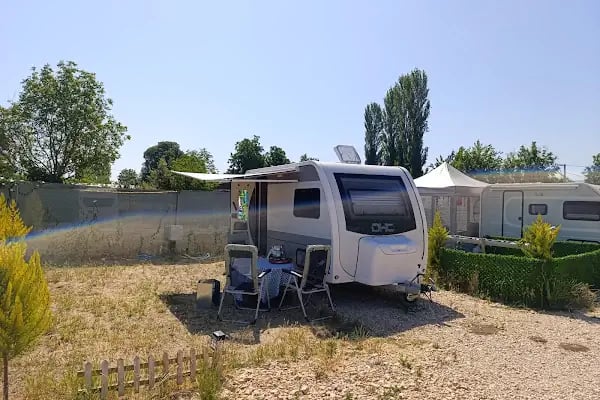 Ata Karavan Park - Resim 20