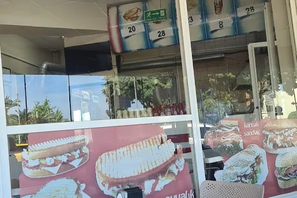 9 Kardeşler Kafe - Resim 5