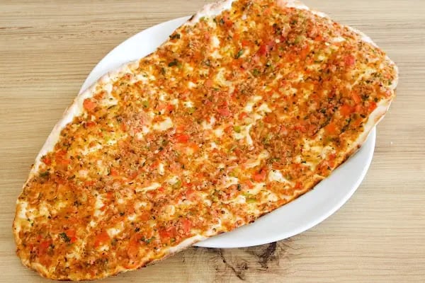 YİĞİT KÖŞEM PİDE LAHMACUN VE PİZZA SALONU - Resim 3