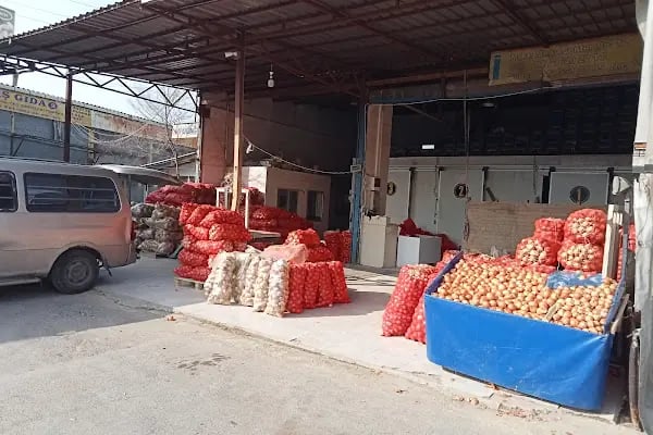 Bahçelievler belediyesi sebze ve meyve toptancılar hali - Resim 19