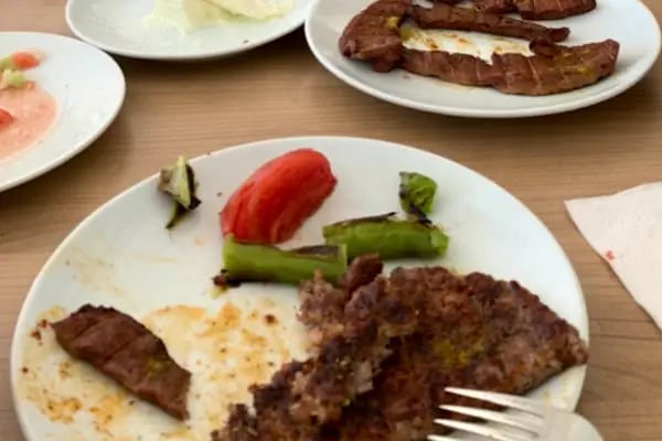 Enver Usta Satır Et Lokantası - Resim 9