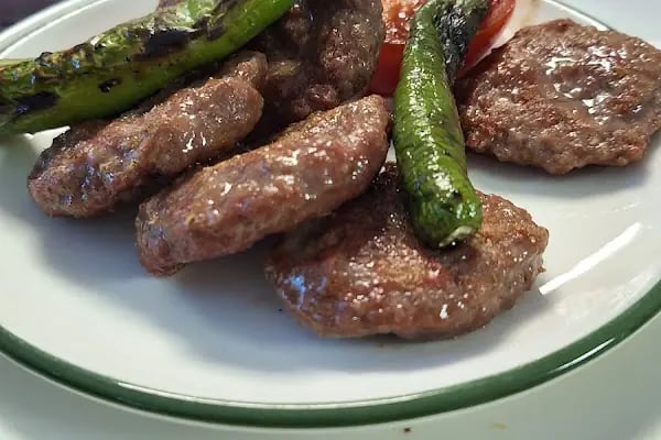Yiğit Lokantası &amp; Pide Lahmacun - Resim 18