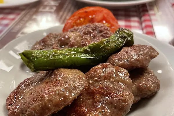 Yiğit Lokantası &amp; Pide Lahmacun - Resim 16