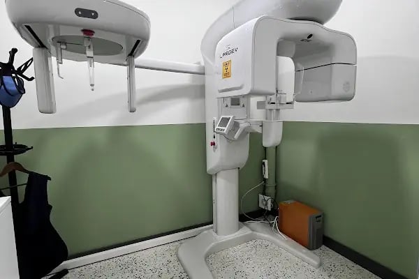 Kayalı Premium Ağız ve Diş Sağlığı Polikliniği - Resim 15