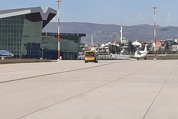 Balıkesir Merkez Havalimanı - Resim 1
