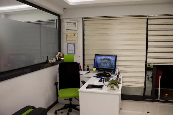 İzmir-Buca-Dt.Uğur Erçiftci-Özel Dentasey-Ağız ve Diş Sağlığı Polikliniği- Diş Hekimi (Doktoru) - İmplant--Protez - Resim 5