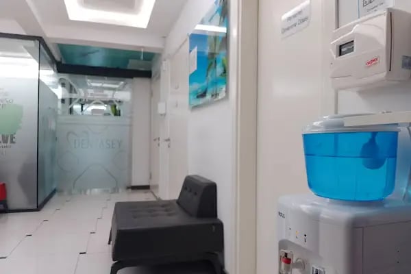 İzmir-Buca-Dt.Uğur Erçiftci-Özel Dentasey-Ağız ve Diş Sağlığı Polikliniği- Diş Hekimi (Doktoru) - İmplant--Protez - Resim 6