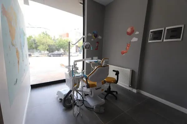 BALDENT AĞIZ VE DİŞ SAĞLIĞI POLİKLİNİĞİ GÖNEN ŞUBESİ - Resim 3