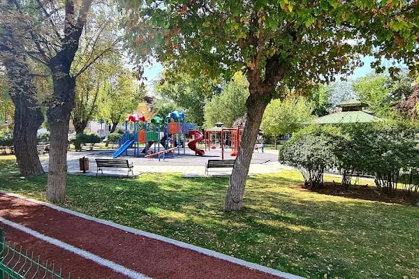 Nasuh Akar Parkı - Resim 1