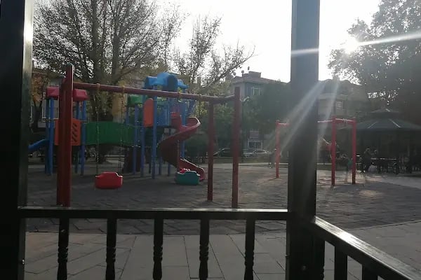 Nasuh Akar Parkı - Resim 12