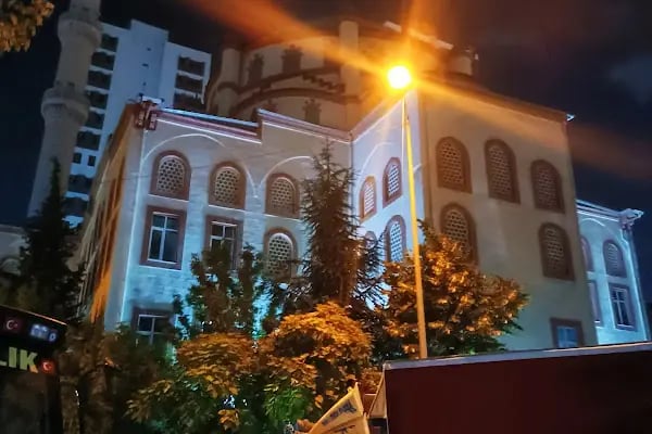 Güneşli Merkez Camii ve Kur'an Kursu - Resim 9