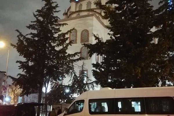 Güneşli Merkez Camii ve Kur'an Kursu - Resim 3