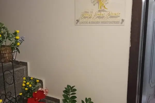 Çocuk ve Ergen Psikiyatrisi Uzman Doktor DERYA ERKUŞ DEMİR Kliniği - Resim 13