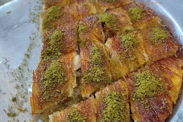 Edessa Künefe Salonu - Resim 3