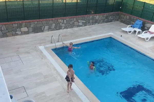 Çilek Havuz ve Sauna ✨💧| 1998'den Beri En İyi Havuz Yapımı Firması 🚀 🌟 - Resim 5