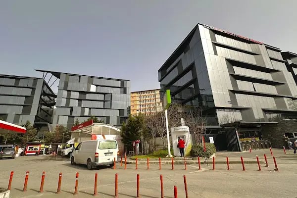İstanbul Sağlık ve Teknoloji Üniversitesi - Resim 19