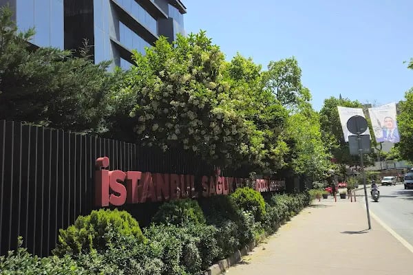 İstanbul Sağlık ve Teknoloji Üniversitesi - Resim 7