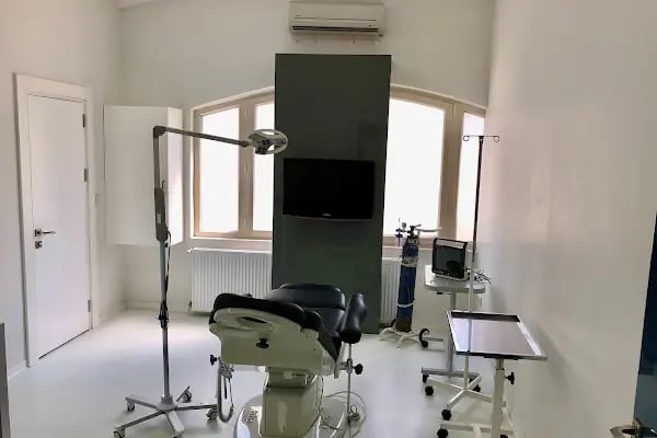 Burtom Konur Estetik ve Saç Ekim Merkezi - Bursa - Hair Transplant Clinic Turkey - Resim 6