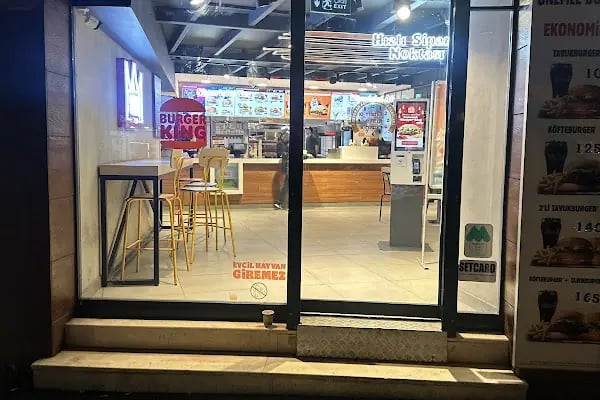 Burger King - Arnavutköy Şubesi - Resim 11