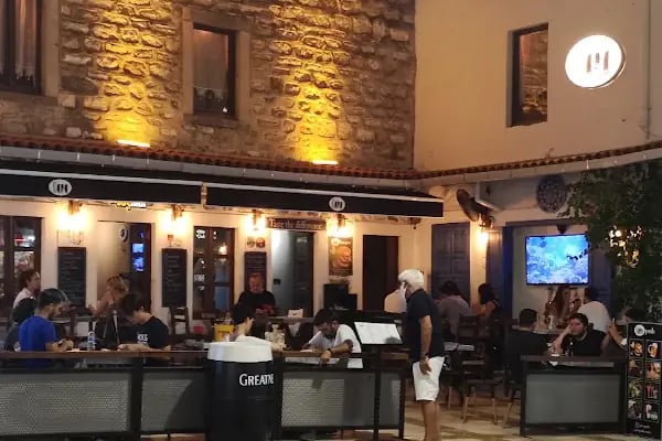 Gara Pub - Resim 2