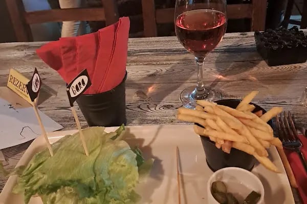 Gara Pub - Resim 7