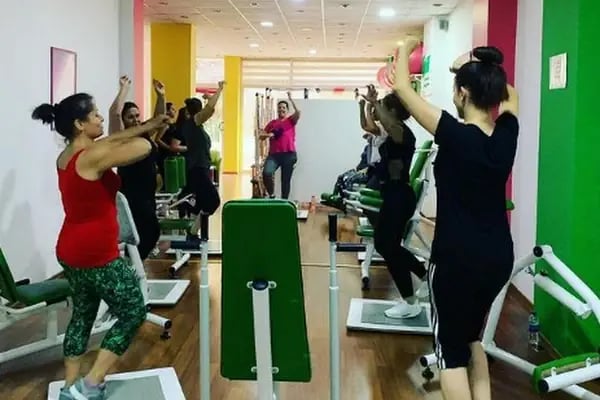 B-Fit İzmir Buca ATATÜRK Kadınların Spor ve Yaşam Merkezi - Resim 3