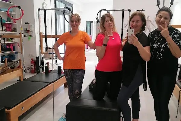 B-Fit İzmir Buca ATATÜRK Kadınların Spor ve Yaşam Merkezi - Resim 11