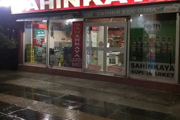 Yeni Bahçeli Kebap Salonu - Resim 9