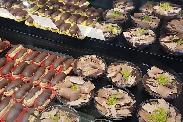 Ne var Ne yok Fırın Pastane Kafe - Resim 20