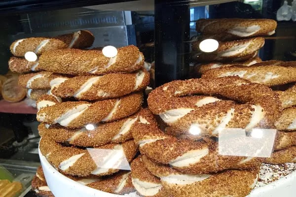 Ne var Ne yok Fırın Pastane Kafe - Resim 3