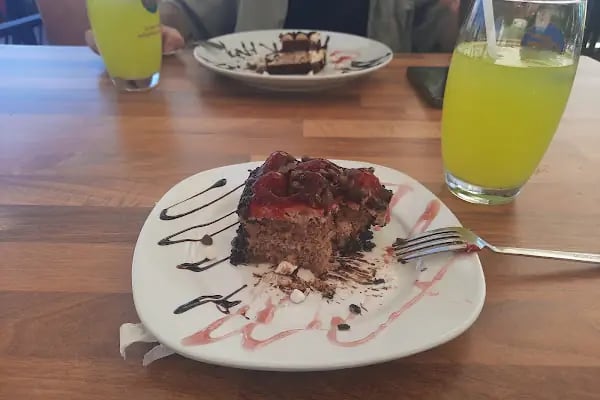 R.C Köşem Cafe - Resim 3