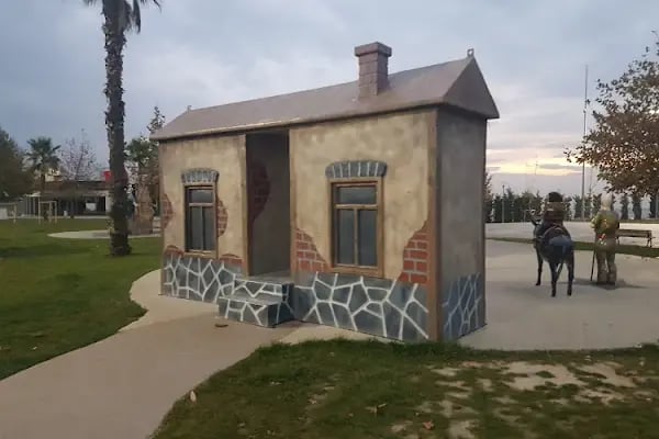 Tuzla Belediyesi Şelale Eğitim Parkı - Resim 13