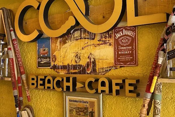 Cool beach cafe - Resim 6