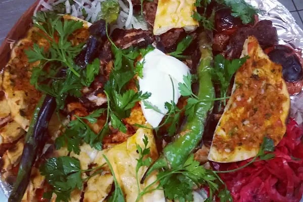 Şanlı Fırat Lahmacun Salonu - Resim 12