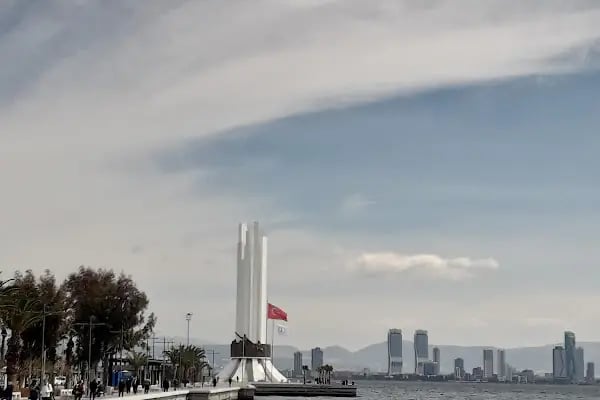 Karşıyaka - Resim 13