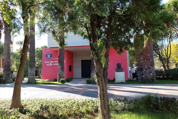 Konak Belediyesi Sancar Maruflu Bilim Merkezi - Resim 8