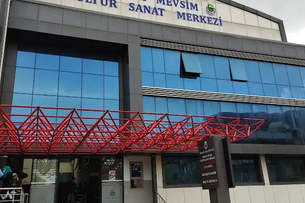 5. Mevsim Kültür Sanat Merkezi - Resim 3