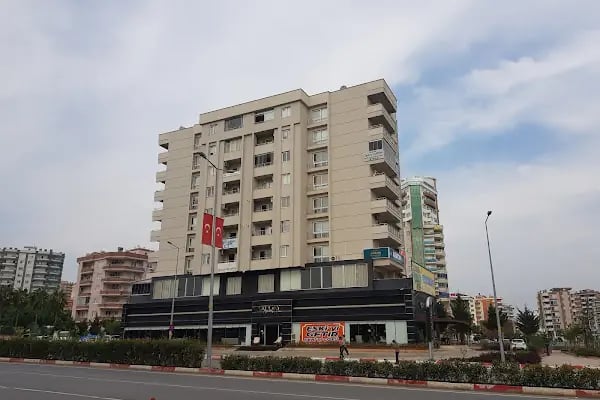 Uzm. Dt. Tayfun TURNA | Ağız Diş ve Çene Cerrahisi Uzmanı - Resim 11