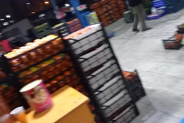 ÖZGÜR __ TiCARET (Sebze) (Meyve) Toptan Perekende Satış - Resim 4