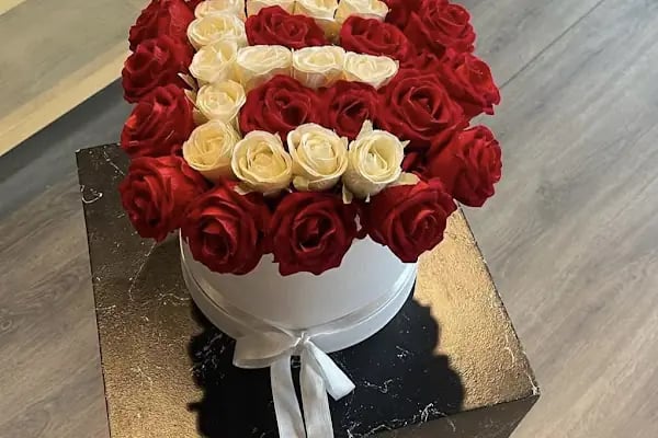 Efram Çiçekçilik Sındırgı - Resim 6