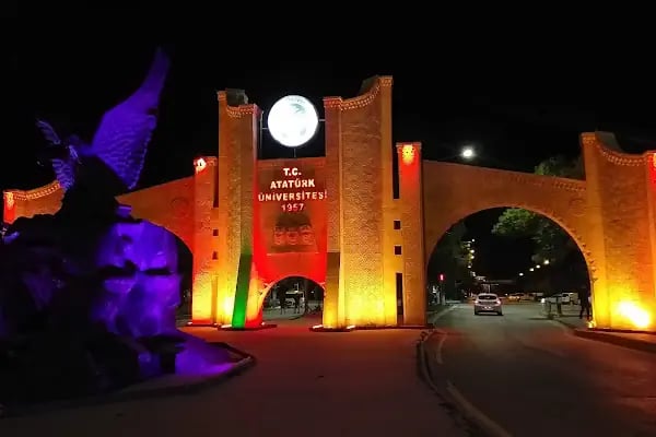Atatürk Üniversitesi - Resim 6