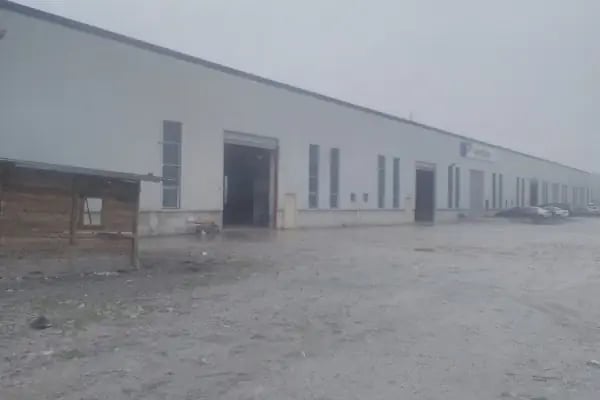 Sürat Kargo Bursa Aktarma Merkezi - Resim 1