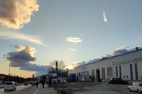 Sürat Kargo Bursa Aktarma Merkezi - Resim 3