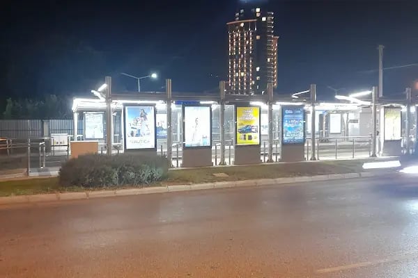 Üçkuyular Tramvay Durağı - Resim 15