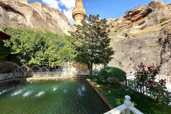 Somuncu Baba Türbesi ve Külliyesi - Resim 4