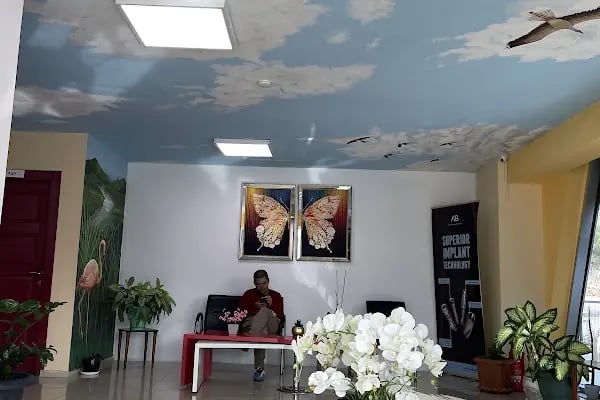 Temel Dental Polyclinic - Resim 13