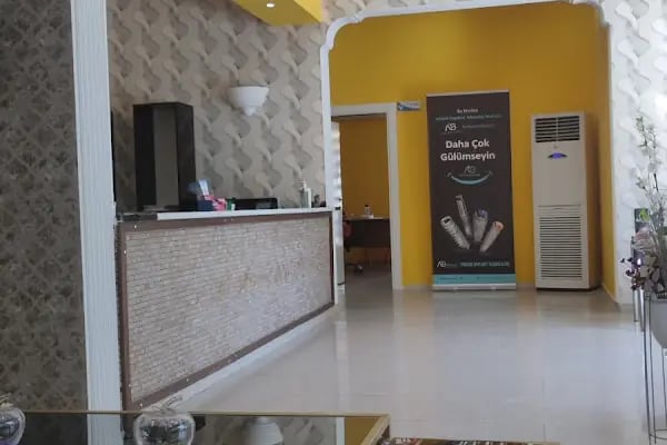 Temel Dental Polyclinic - Resim 17